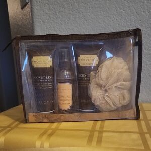 Coconut Lime Bath Set with Pouch